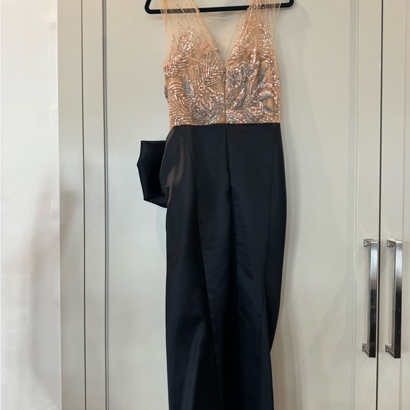 Marchesa beaded embellished illusion satin dress with front slit - Picture 14 of 16